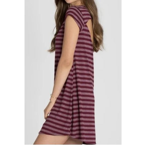 Billabong Juniors Sz Large Moon Shadow Tee Dress with Open Back Maroon Striped - Picture 3 of 6